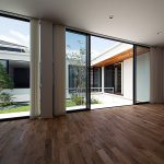 浜名区西美薗 施工例06_LDK3 浜松注文住宅/浜松市注文住宅/浜松工務店/浜松市工務店/注文住宅/工務店/SE構法/高気密高断熱/高耐震/高性能/平屋/中庭/コの字の家/デザイン住宅/シンプル/施工例/おしゃれ