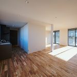 中央区大久保町 施工例09＿2階LDK2　浜松／浜松市／注文住宅／工務店／住宅会社／SE構法／高性能住宅／高気密高断熱／高耐震／W断熱／耐震等級3／断熱等級6／デザイン住宅／おしゃれ／シンプル／モダン／スタイリッシュ／平屋／中庭／コの字の家／小さな平屋／コンパクトな家／外構デザイン／外構工事／ドライガーデン／ロックガーデン／ボタニカルガーデン／和風庭園