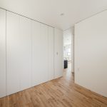 中央区海老塚 施工例10_洋室② 浜松/浜松市/注文住宅/工務店/住宅会社/SE構法/高性能住宅/高気密高断熱/高耐震/W断熱/耐震等級3/断熱等級6/デザイン住宅/おしゃれ/シンプル/モダン/スタイリッシュ/平屋/コンパクト/小さな平屋/街中で暮らす/ふたりの平屋/外構デザイン/外構工事/ドライガーデン/ロックガーデン/ボタニカルガーデン/和風庭園